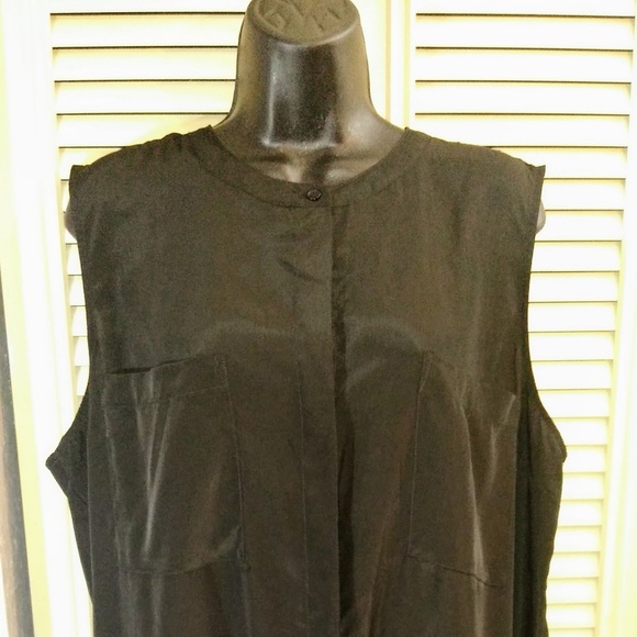 Black sleeveless shirt dress with high low - Picture 3 of 8